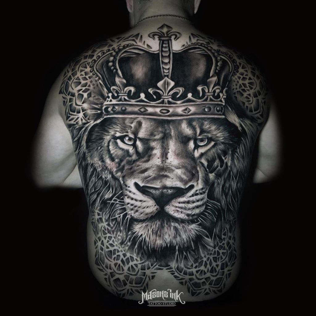 lion full back tattoo
